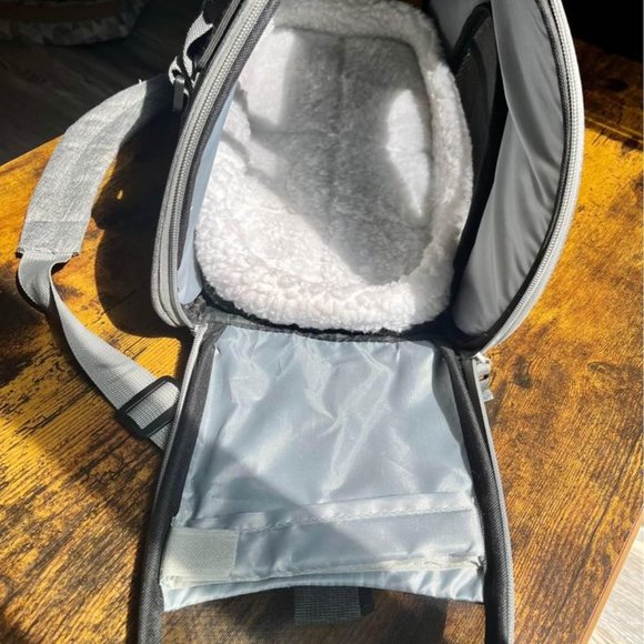 Bergan Canvas Pet Carrier - Picture 3 of 11